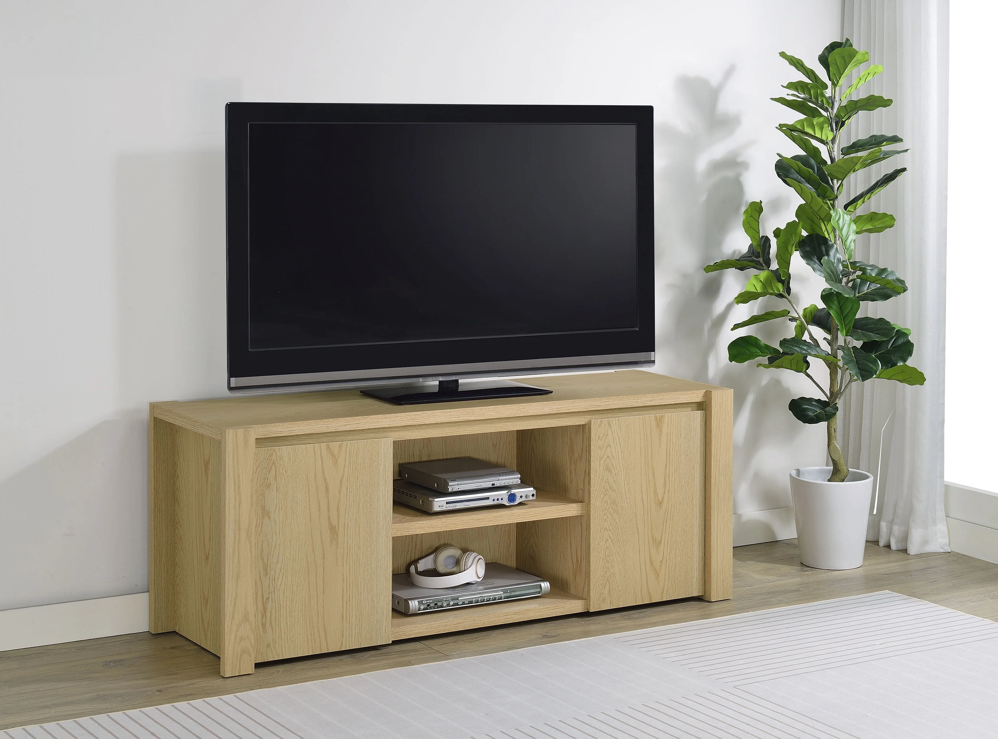 Laurelton 60-inch 2-door TV Stand Media Console Light Oak - Image 3