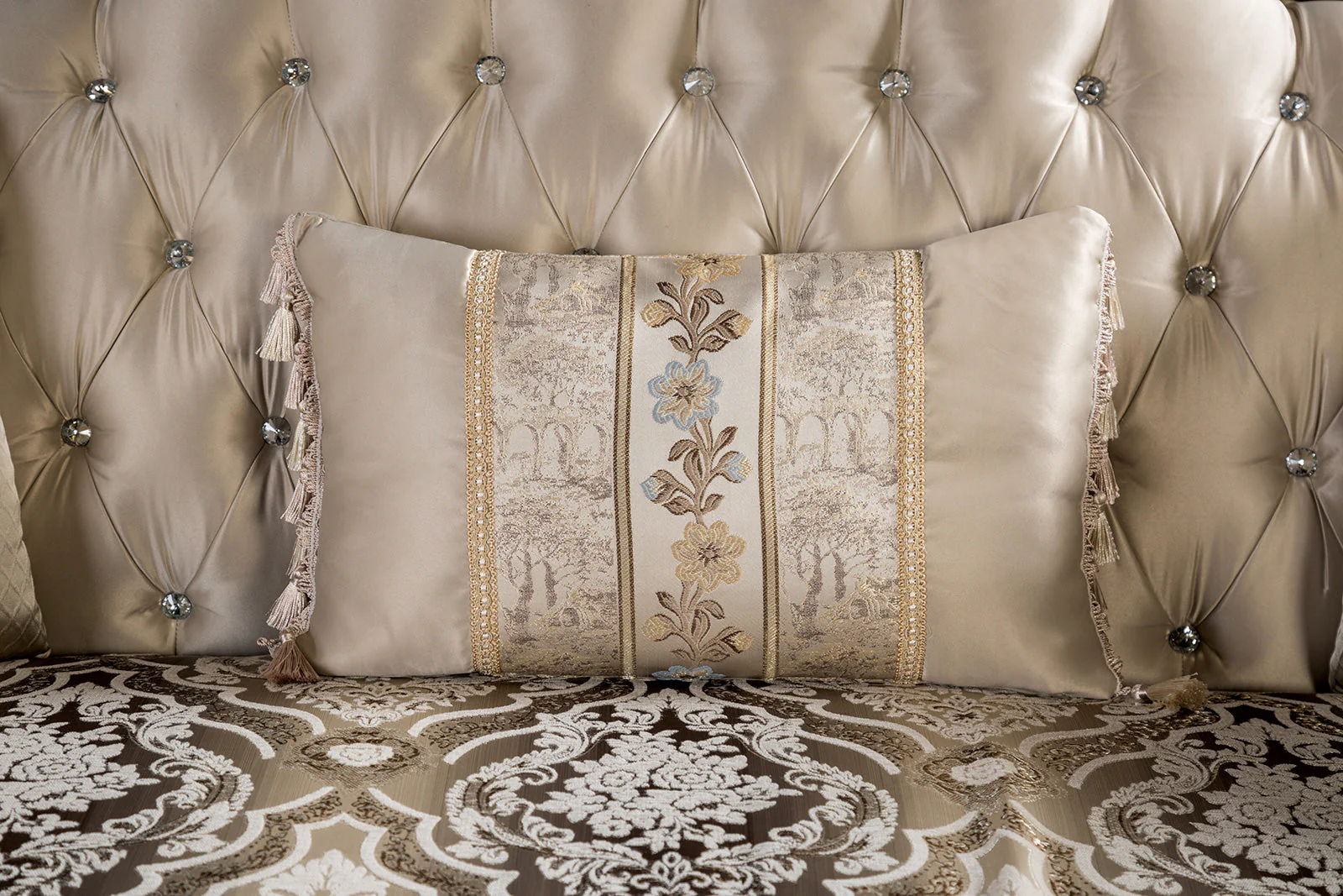 Palencia Dark Cherry/Beige Loveseat - Image 4