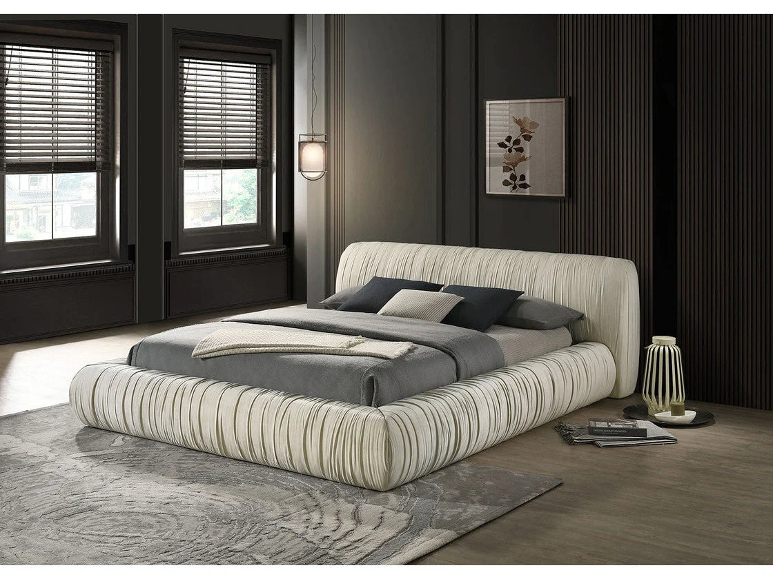 Palmdale Ivory Queen Bed