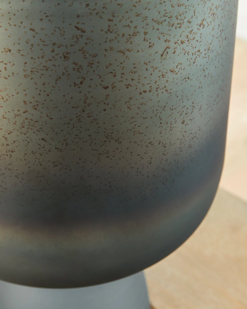 Pennmore Vase - Image 8
