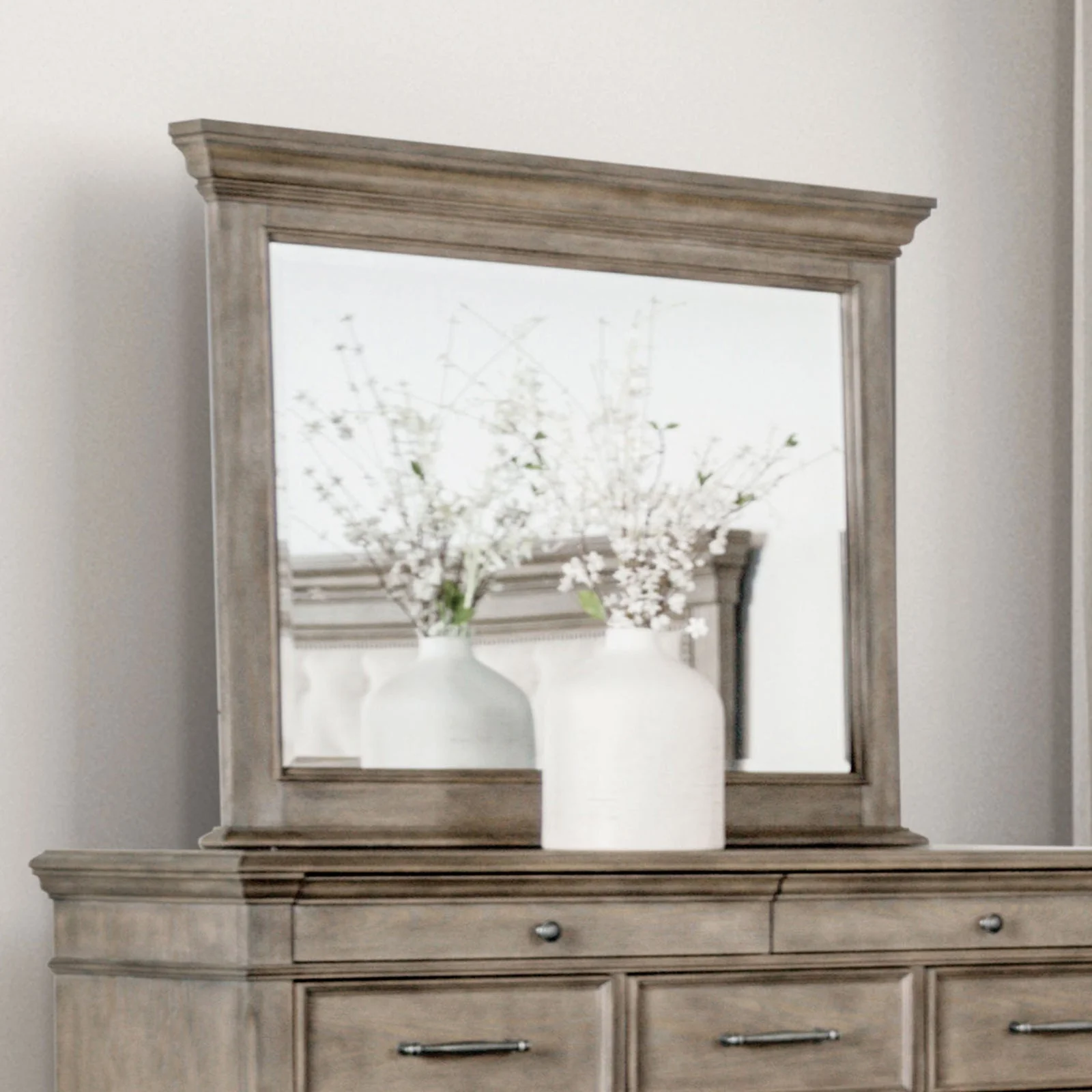 Philomath Aged Oak 5 Pc. Queen Bedroom Set w/ Chest - Image 5
