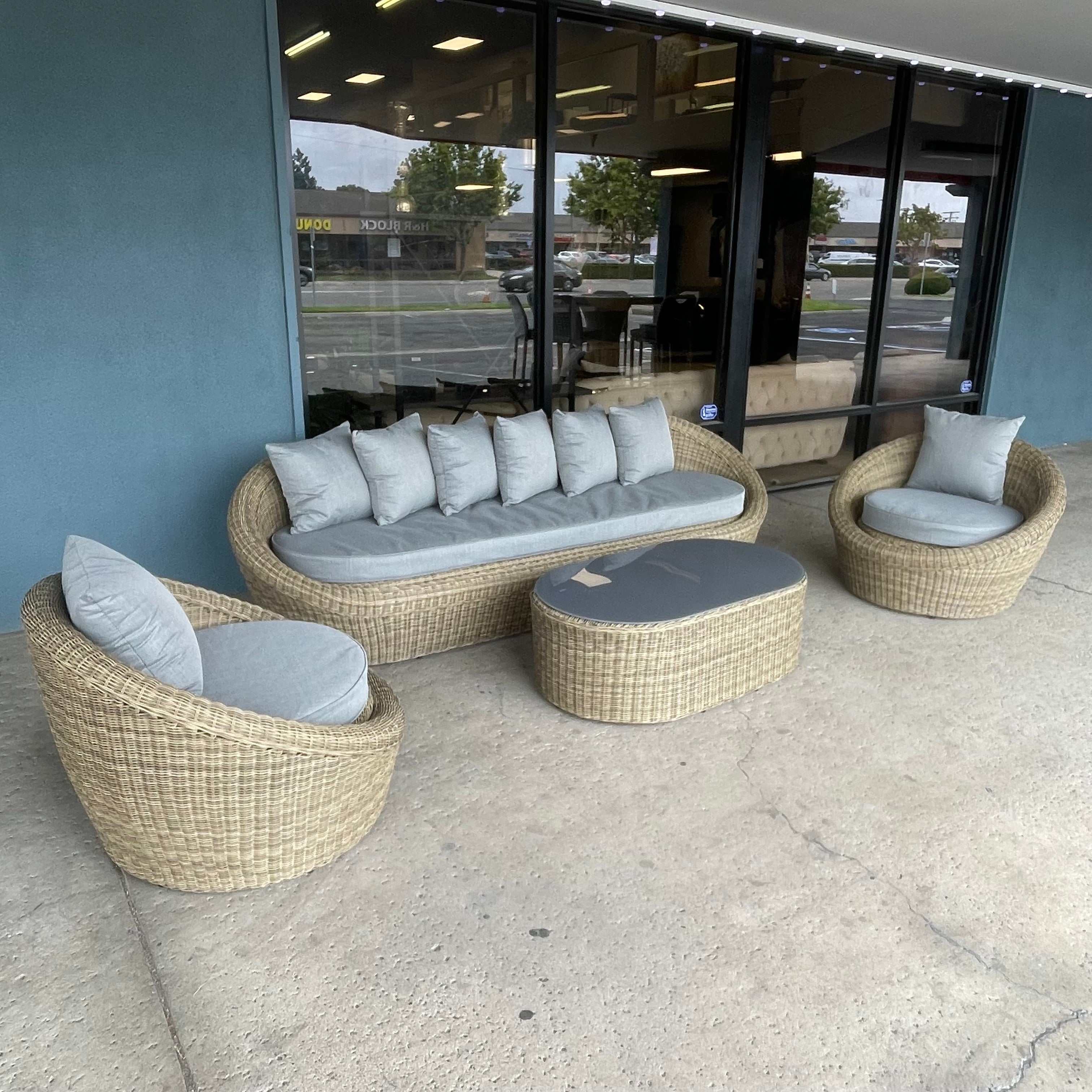 Pismo Gray Outdoor Seating Group w/ Coffee Table / 4pc - Image 5
