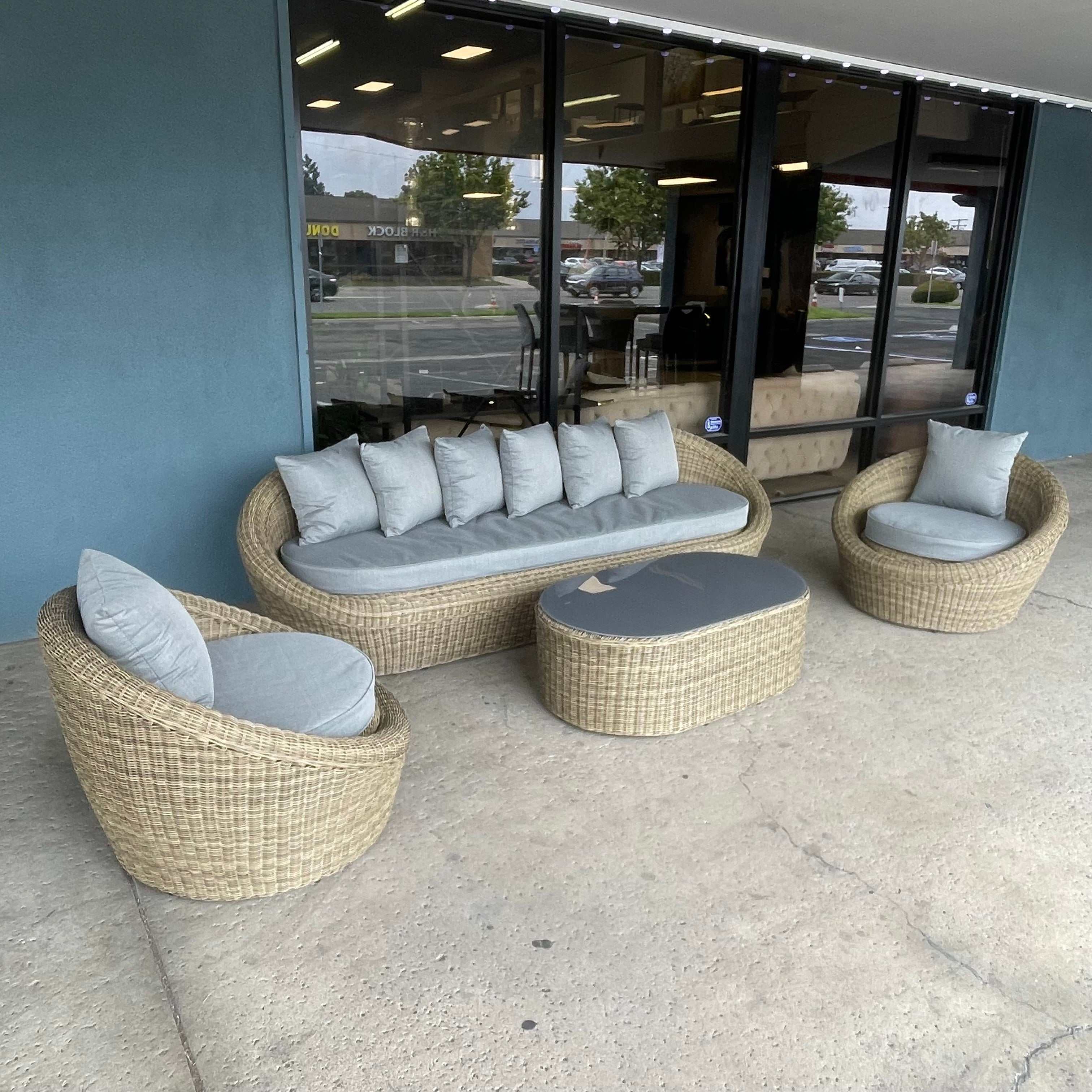 Pismo Gray Outdoor Seating Group w/ Coffee Table / 4pc - Image 6