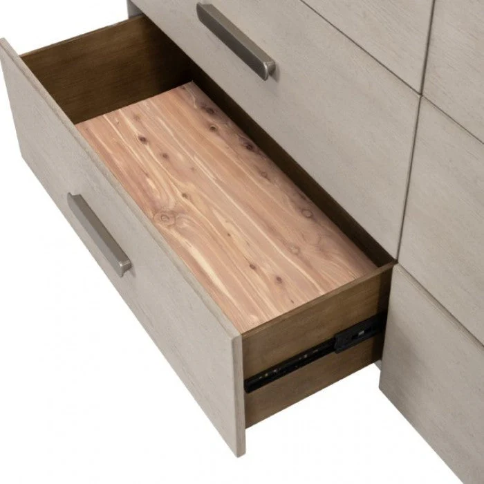 Pocatello White Oak Queen 5 Piece Bedroom Set w/Chest - Image 7