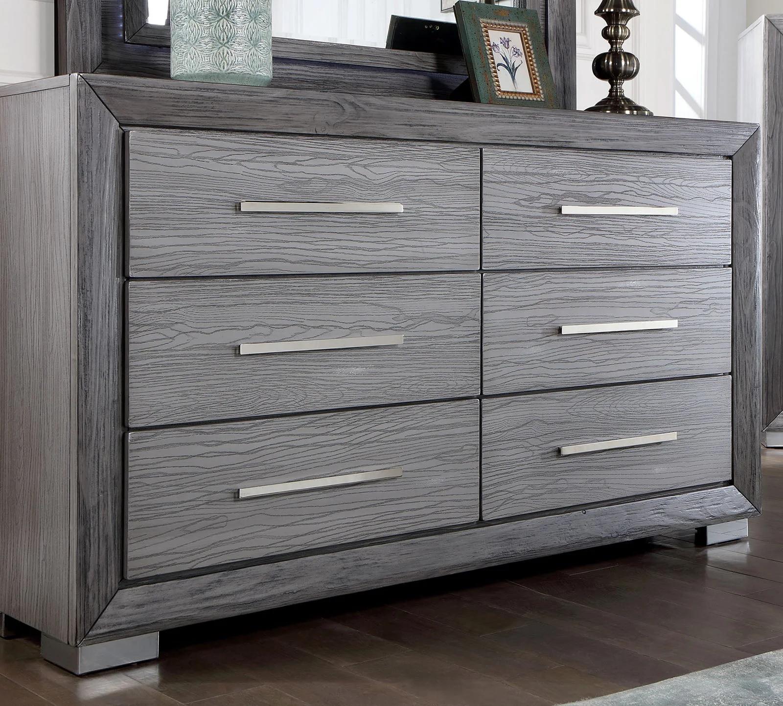 Raiden Gray 4 Pc. Queen Bedroom Set - Image 5