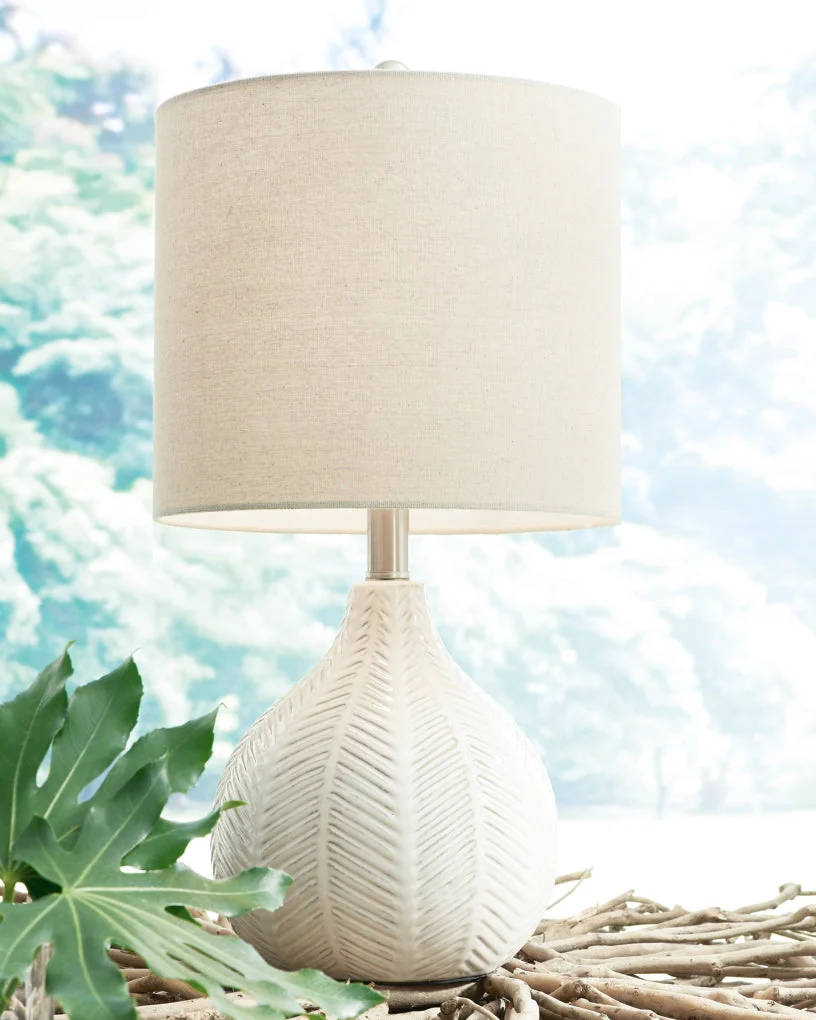 Rainermen Ceramic Table Lamp - Image 2