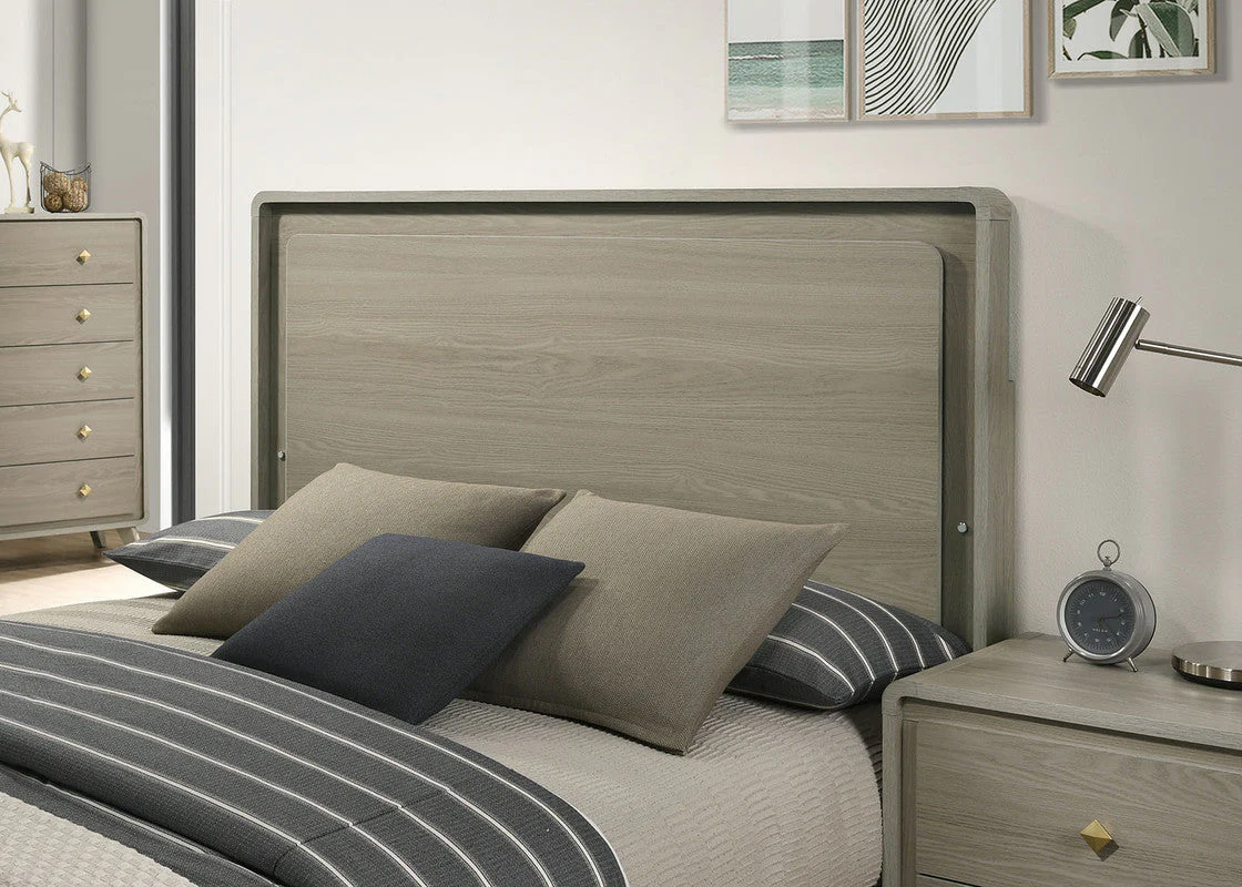 Rainier Gray 4 Pc. Queen Bedroom Set (Panel HB) - Image 2