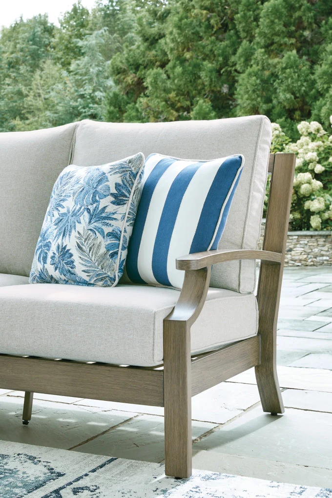 Rainier Ranch Outdoor Seating - Image 22