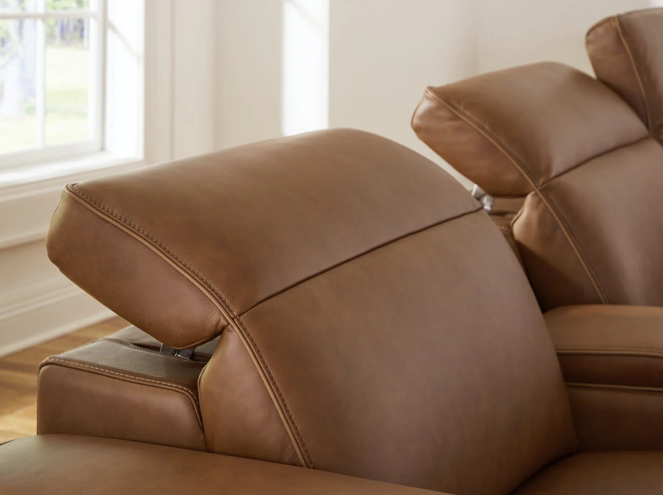 Rally-Up 6-Piece Power Reclining Sectional with Console - Image 4