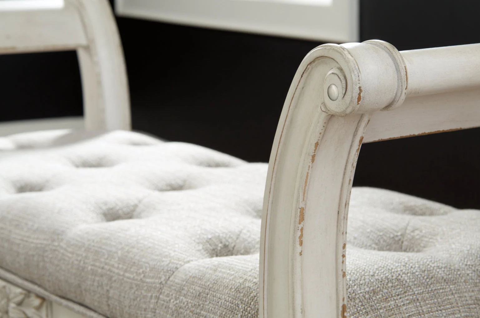 Realyn Accent Bench - Image 5