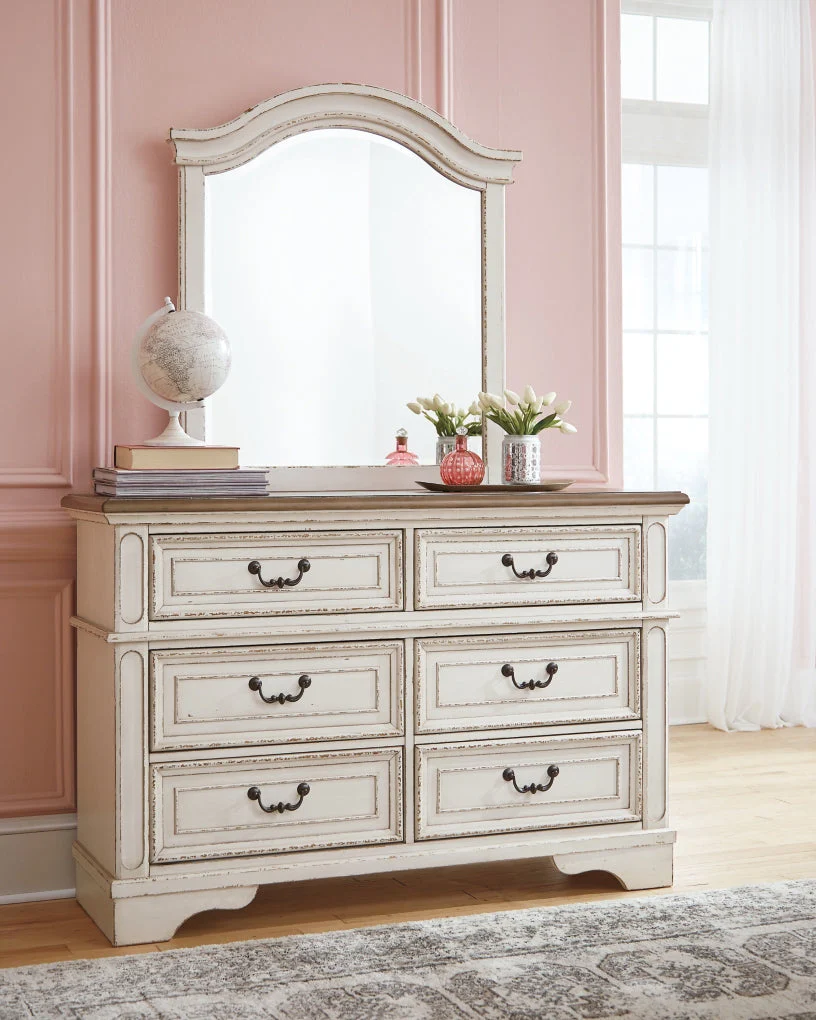 Realyn Dresser and Mirror - Image 3