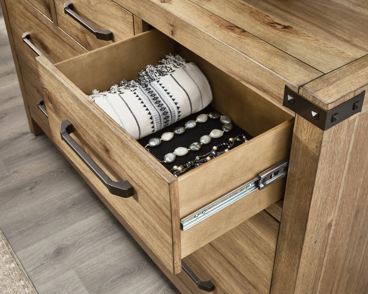 Ridgester Dresser and Mirror - Image 5
