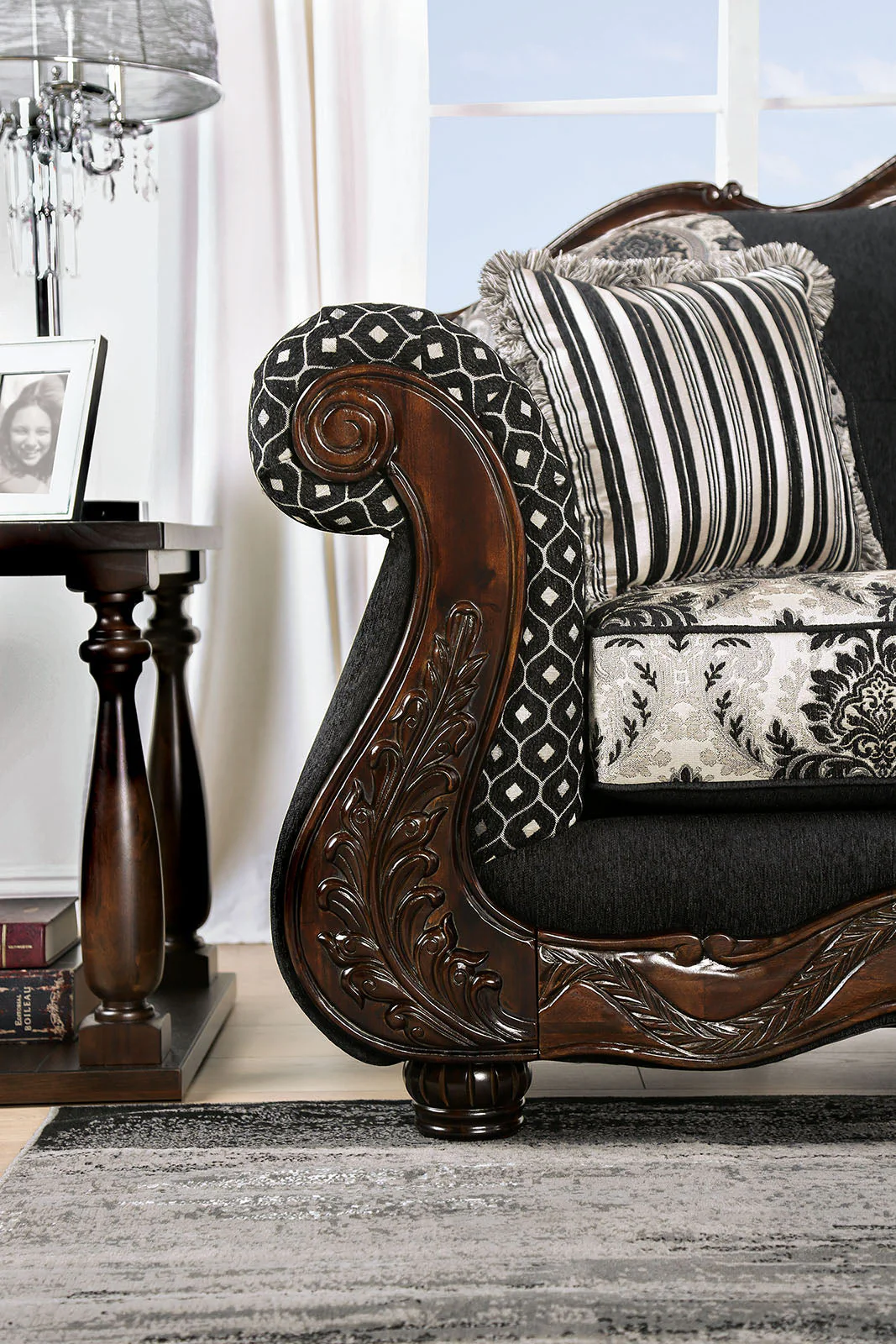 Ronja Black Loveseat - Image 2