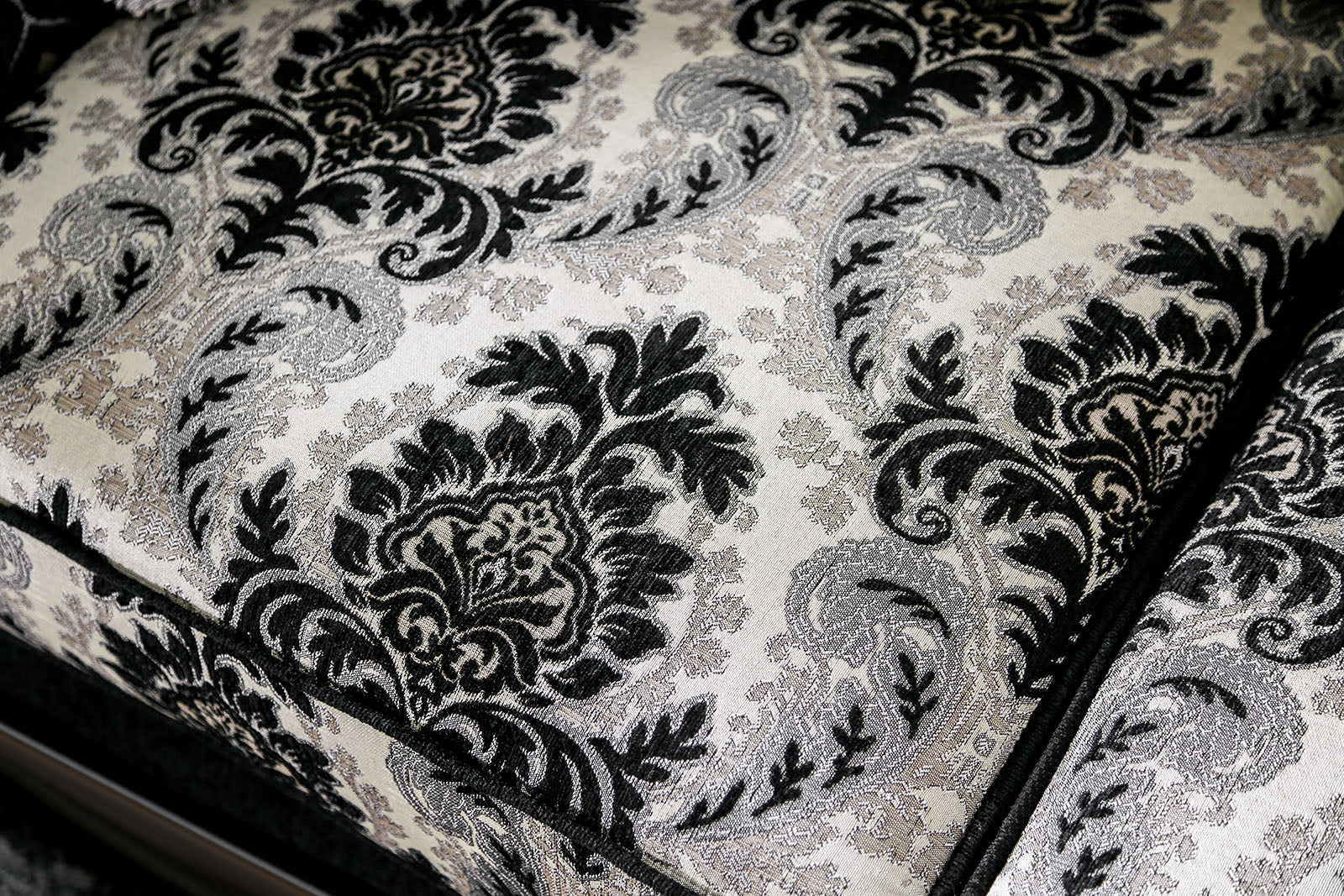 Ronja Black Sofa & Loveseat - Image 5