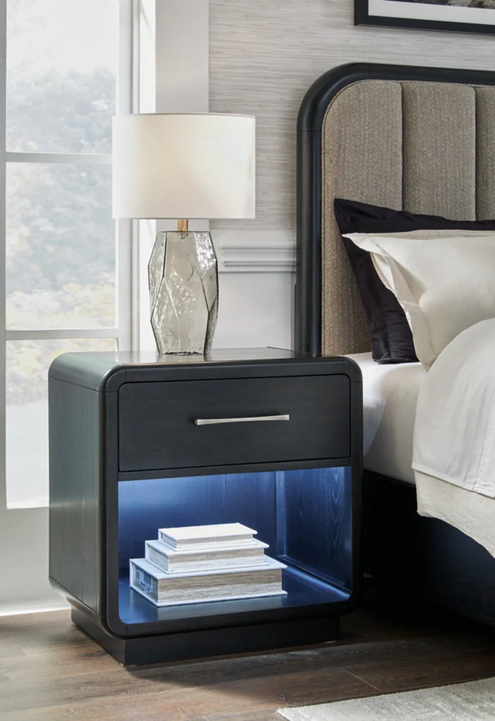 Rowanbeck One Drawer Night Stand - Image 2