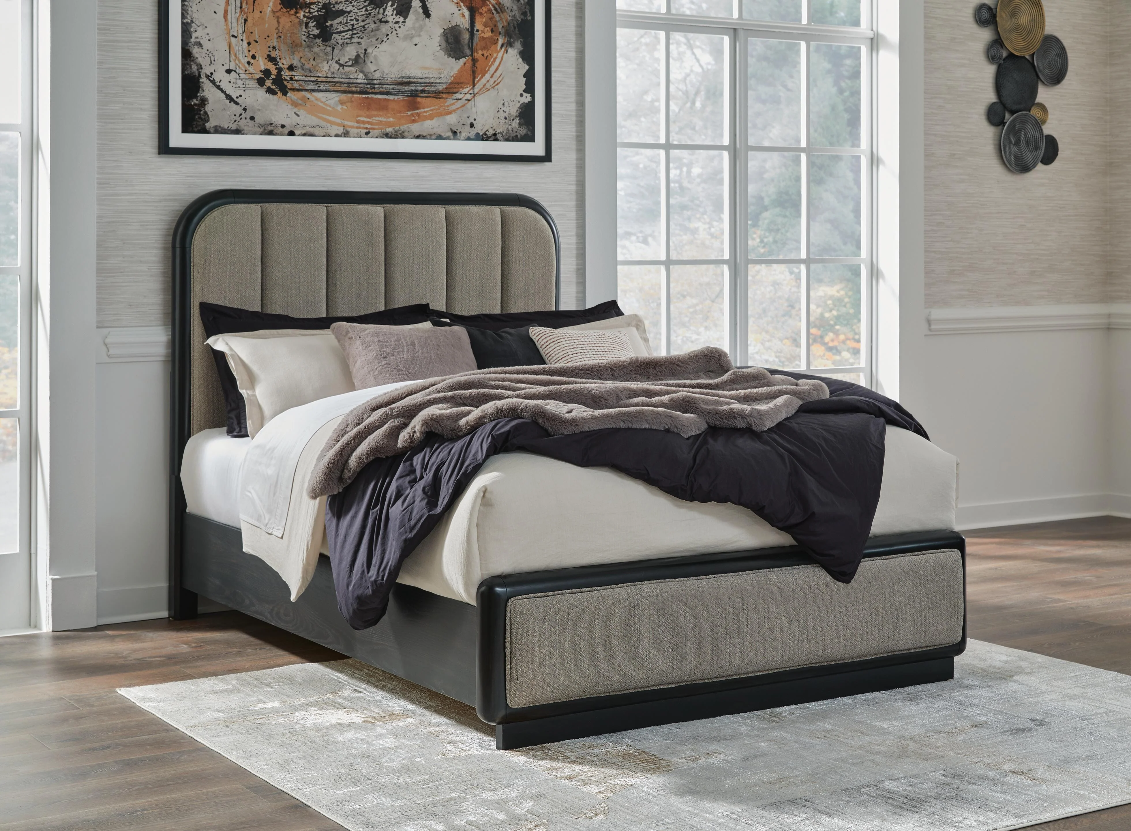 Rowanbeck Upholstered Panel Bed - Image 4