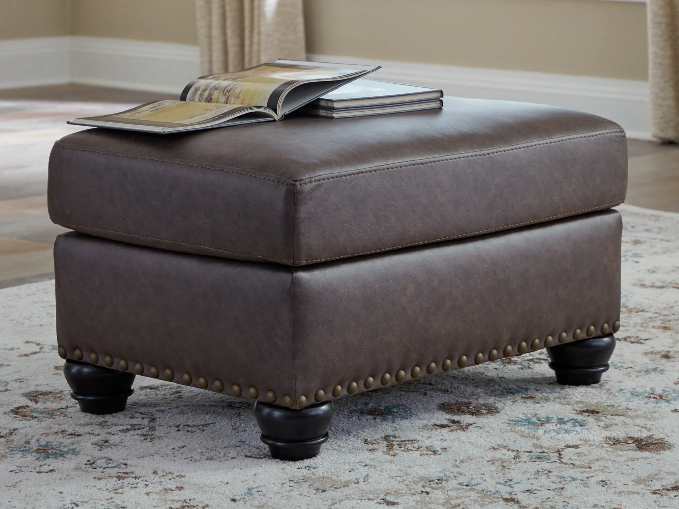 Roxmere Ottoman - Image 2