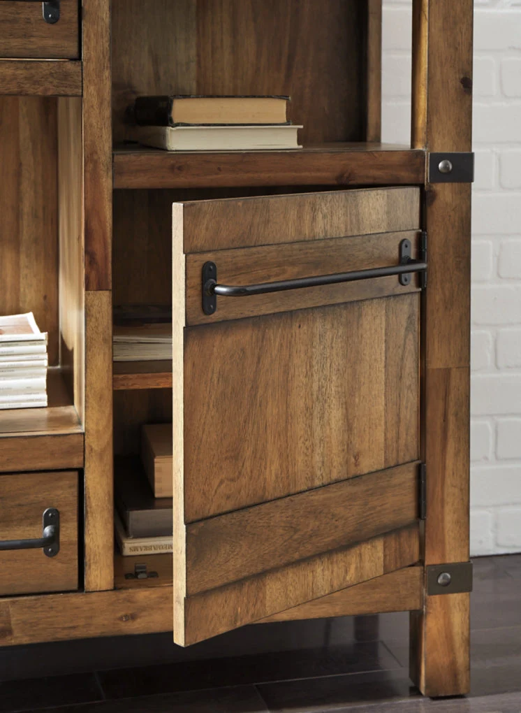 Roybeck Accent Cabinet - Image 3