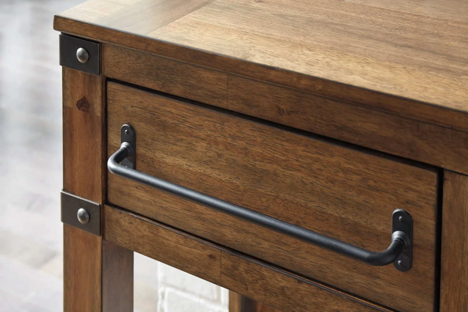 Roybeck Accent Cabinet - Image 5