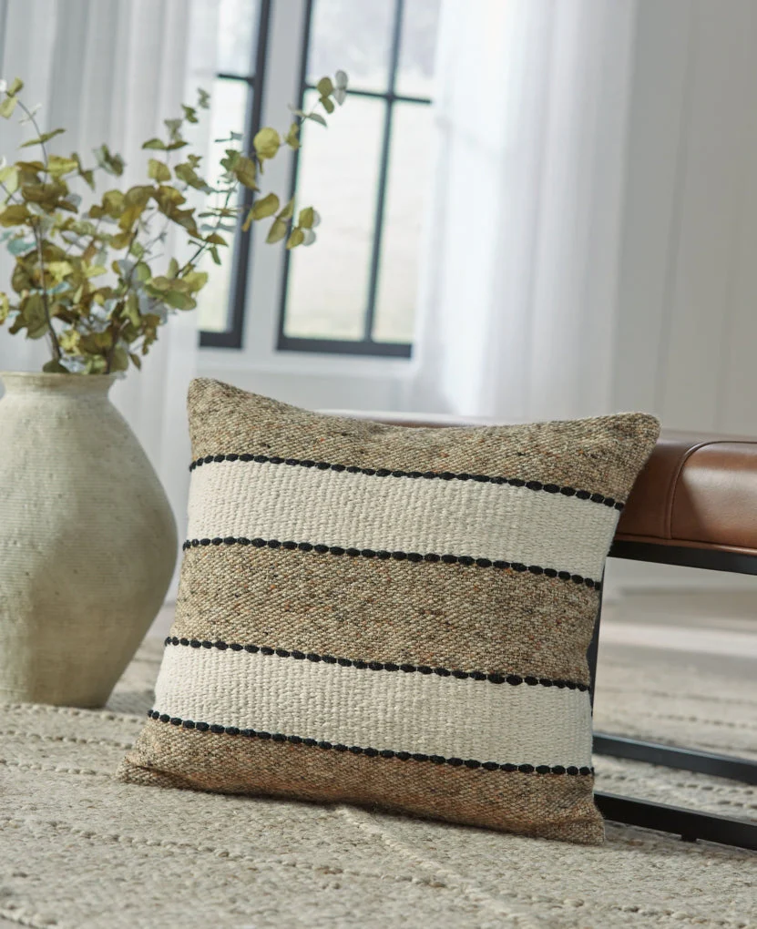 Rueford Pillow - Image 2