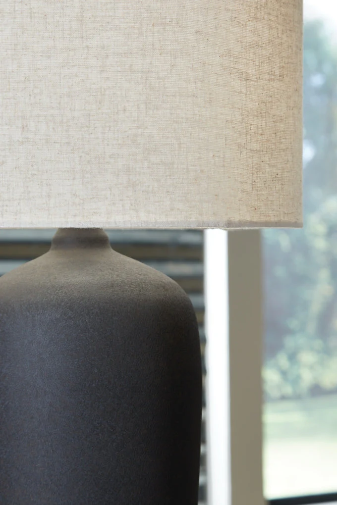 Ryenburg Metal Table Lamp - Image 3