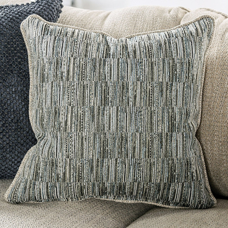 Salisbury Cream Loveseat - Image 2