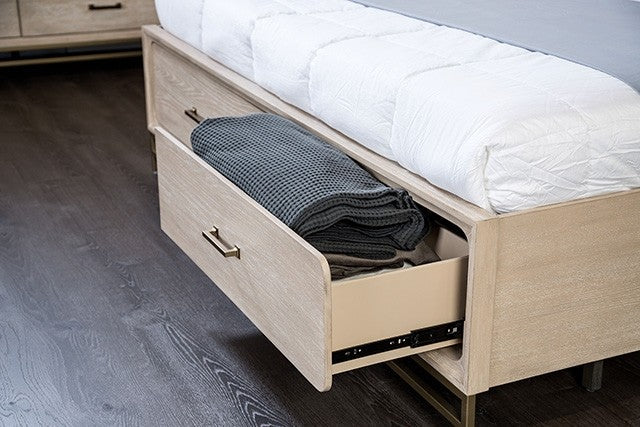 Sandnes Light Oak Eastern King Bed w/ FB Storage - Image 5