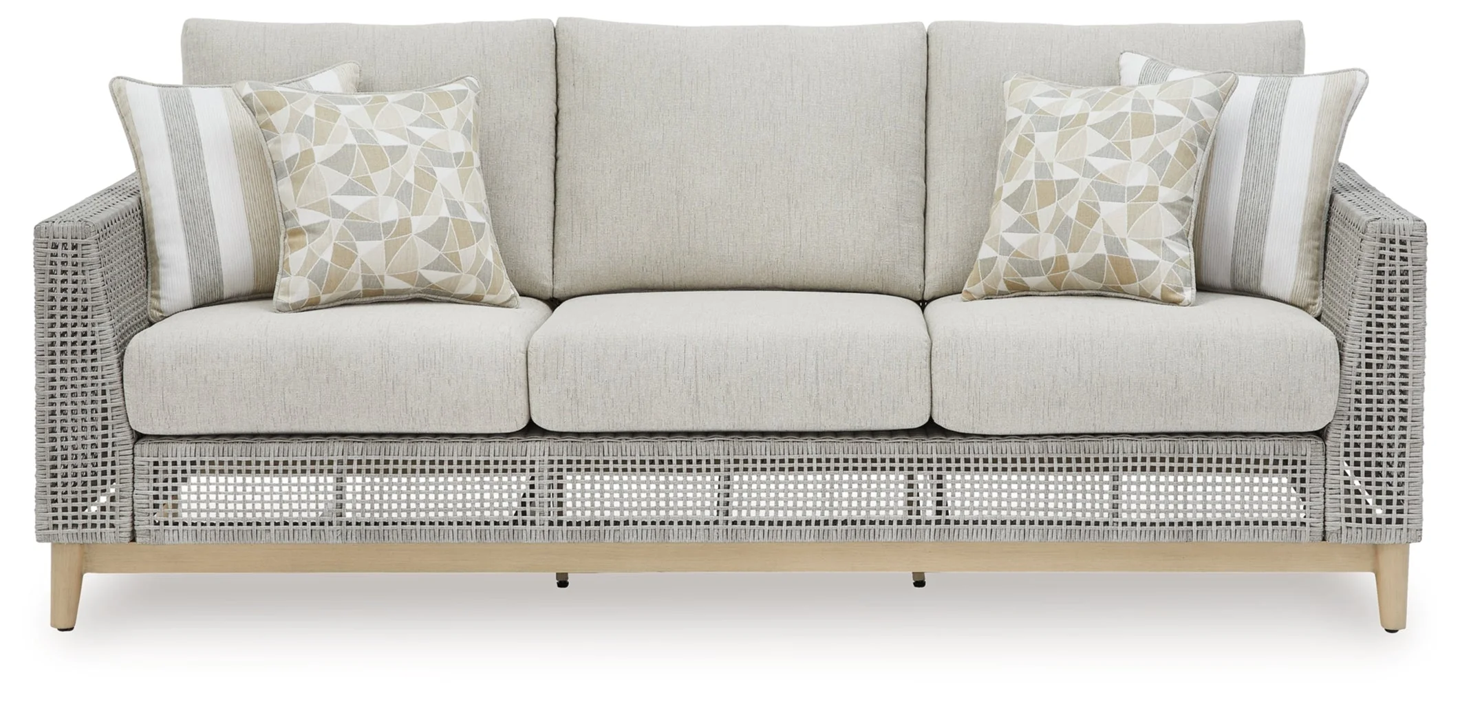 Seton Creek Outdoor Seating - Image 11
