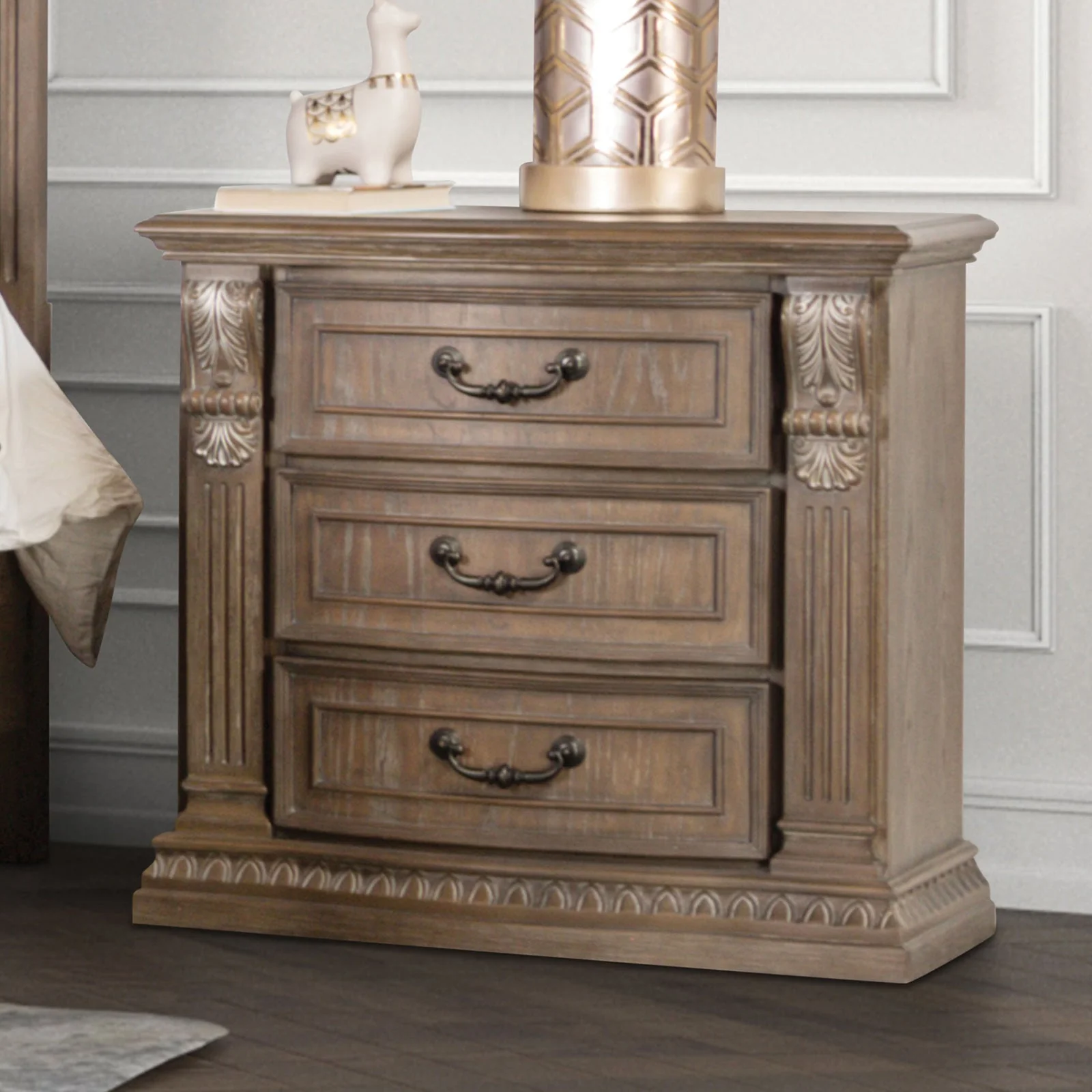Sevenoaks Weathered Oak 4 Pc. Queen Bedroom Set - Image 4