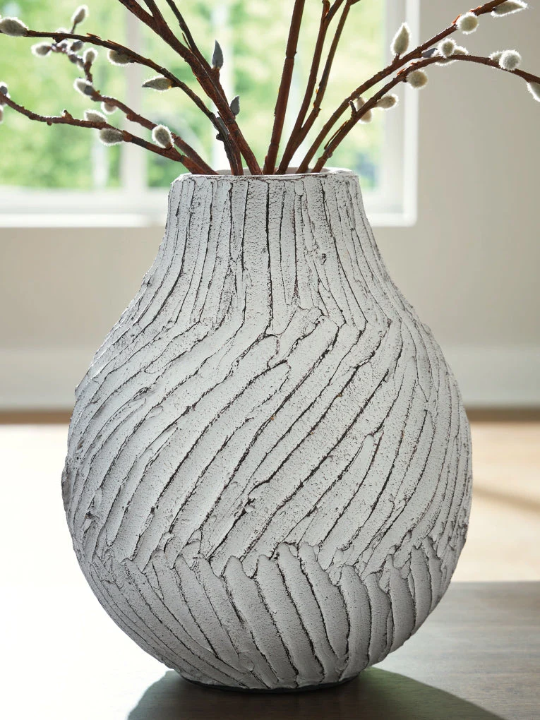 Shelvie Vase - Image 3