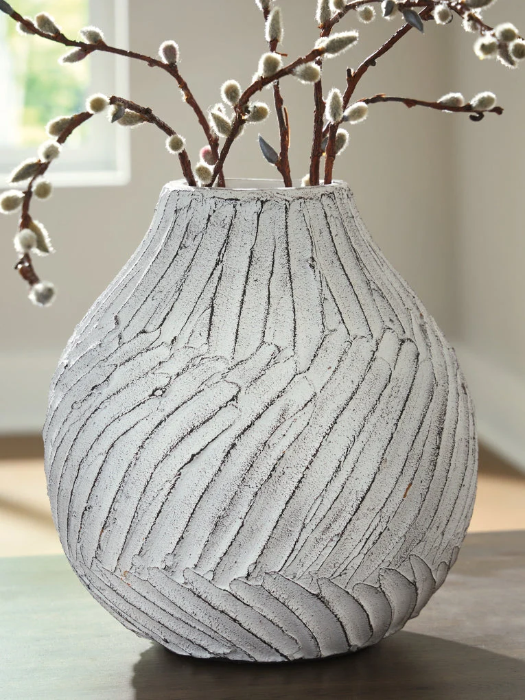 Shelvie Vase - Image 4