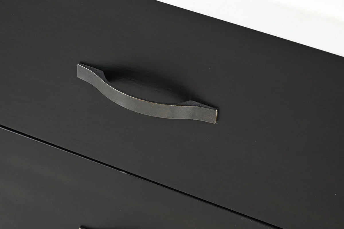 Shildon Black/White Server - Image 4