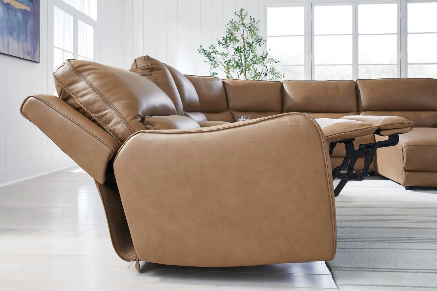 Silverbrooke 6-Piece Power Reclining Sectional with Chaise - Image 22