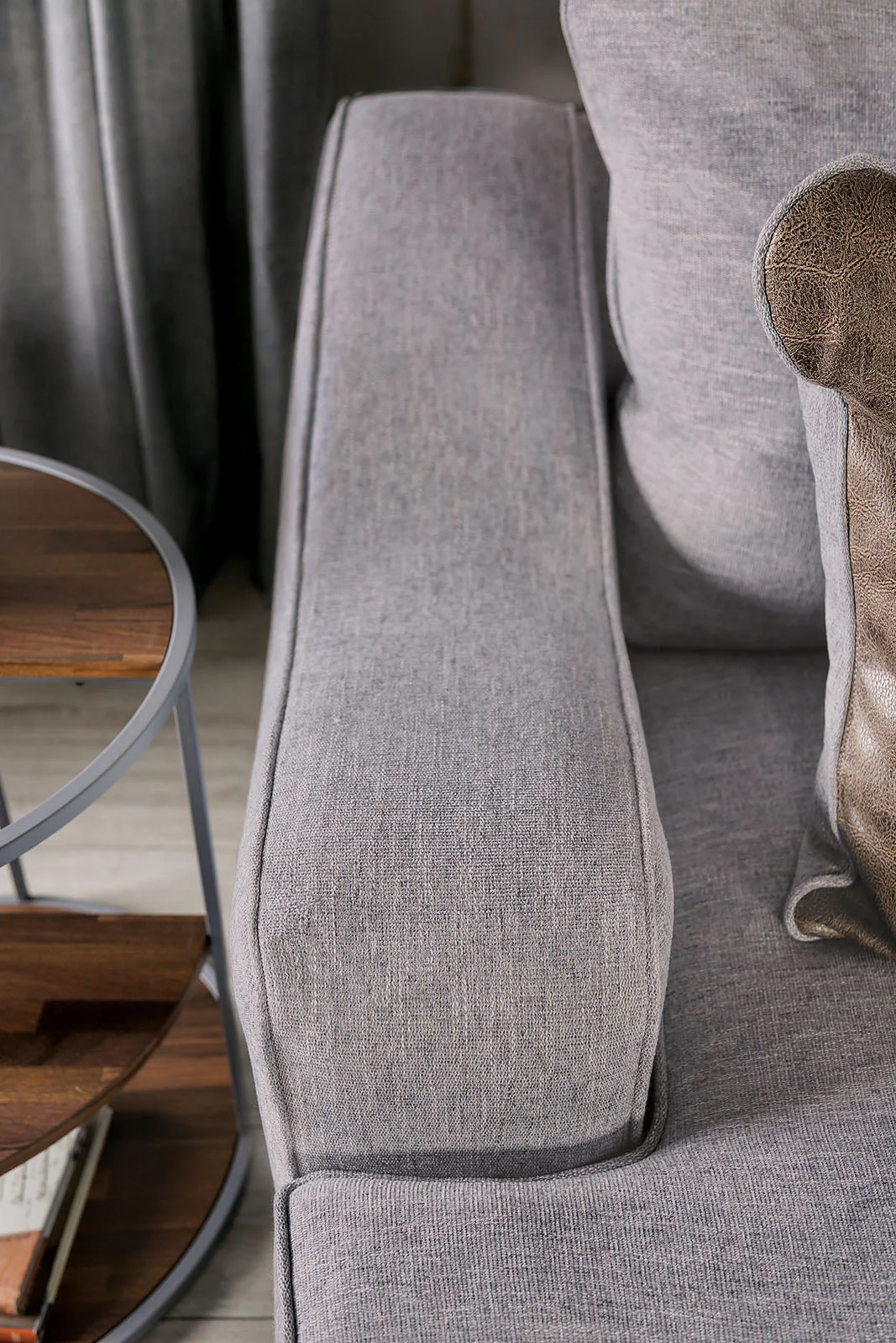 Skyline Light Gray/Brown Loveseat - Image 8