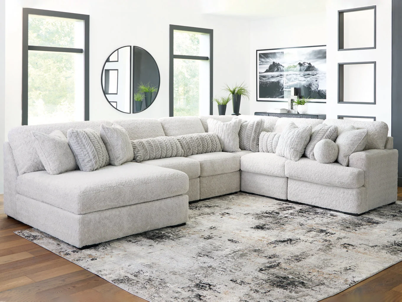 Snodoodle 6-Piece Sectional with Chaise - Image 3