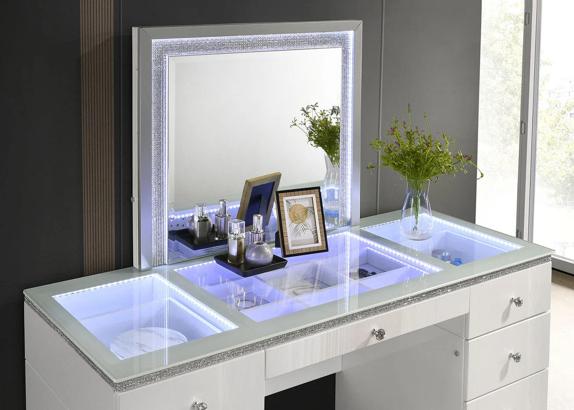 Stoholm White Vanity - Image 2