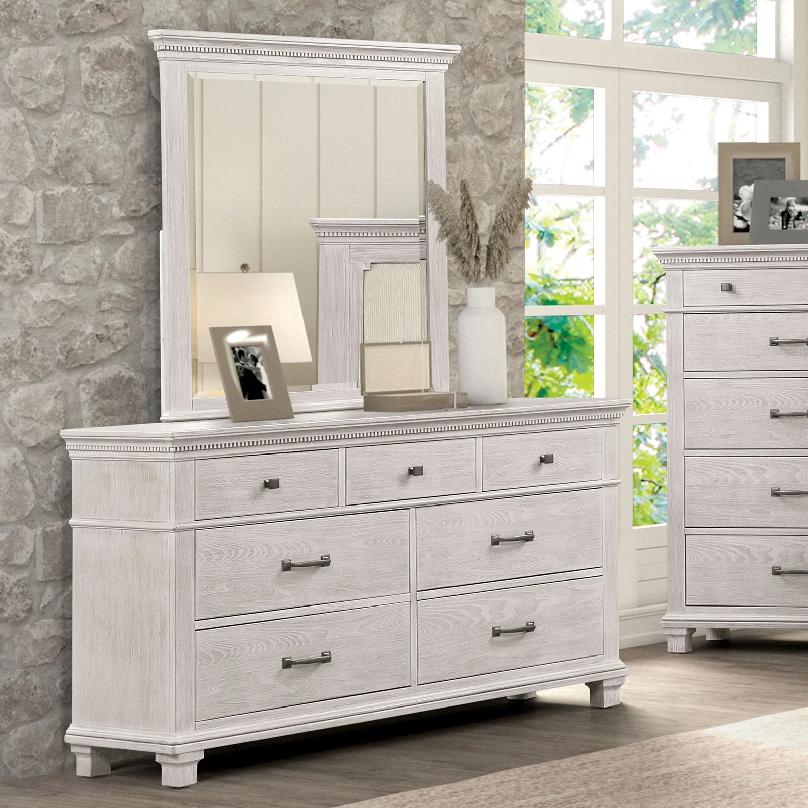 Swanley Weathered Gray Queen 5 Piece Bedroom Set w/2 Nightstands - Image 5