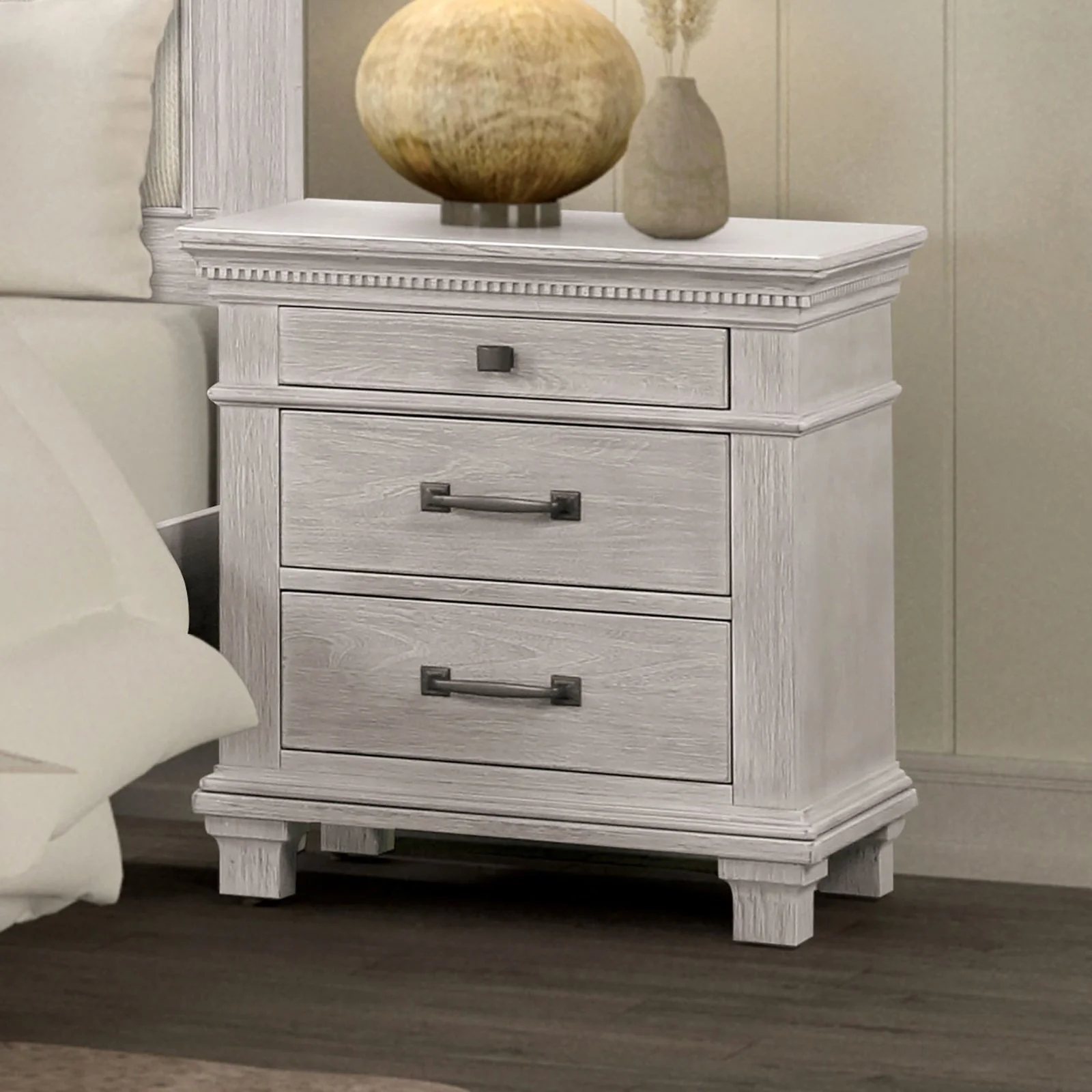 Swanley Weathered Gray Queen 5 Piece Bedroom Set w/Chest - Image 4