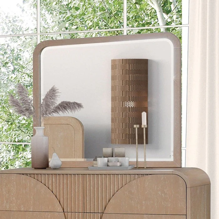 Tangentry Natural Queen 5 Piece Bedroom Set w/Chest - Image 7