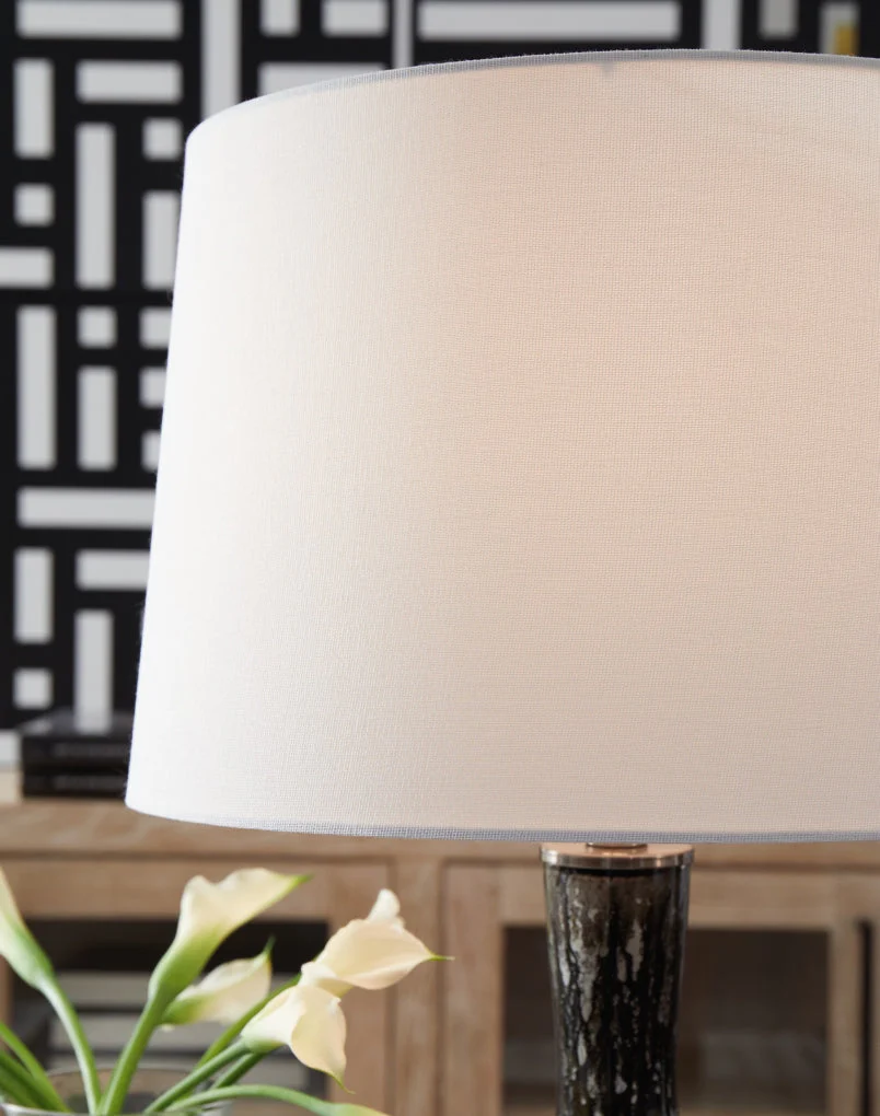 Tenslow Glass Table Lamp - Image 3