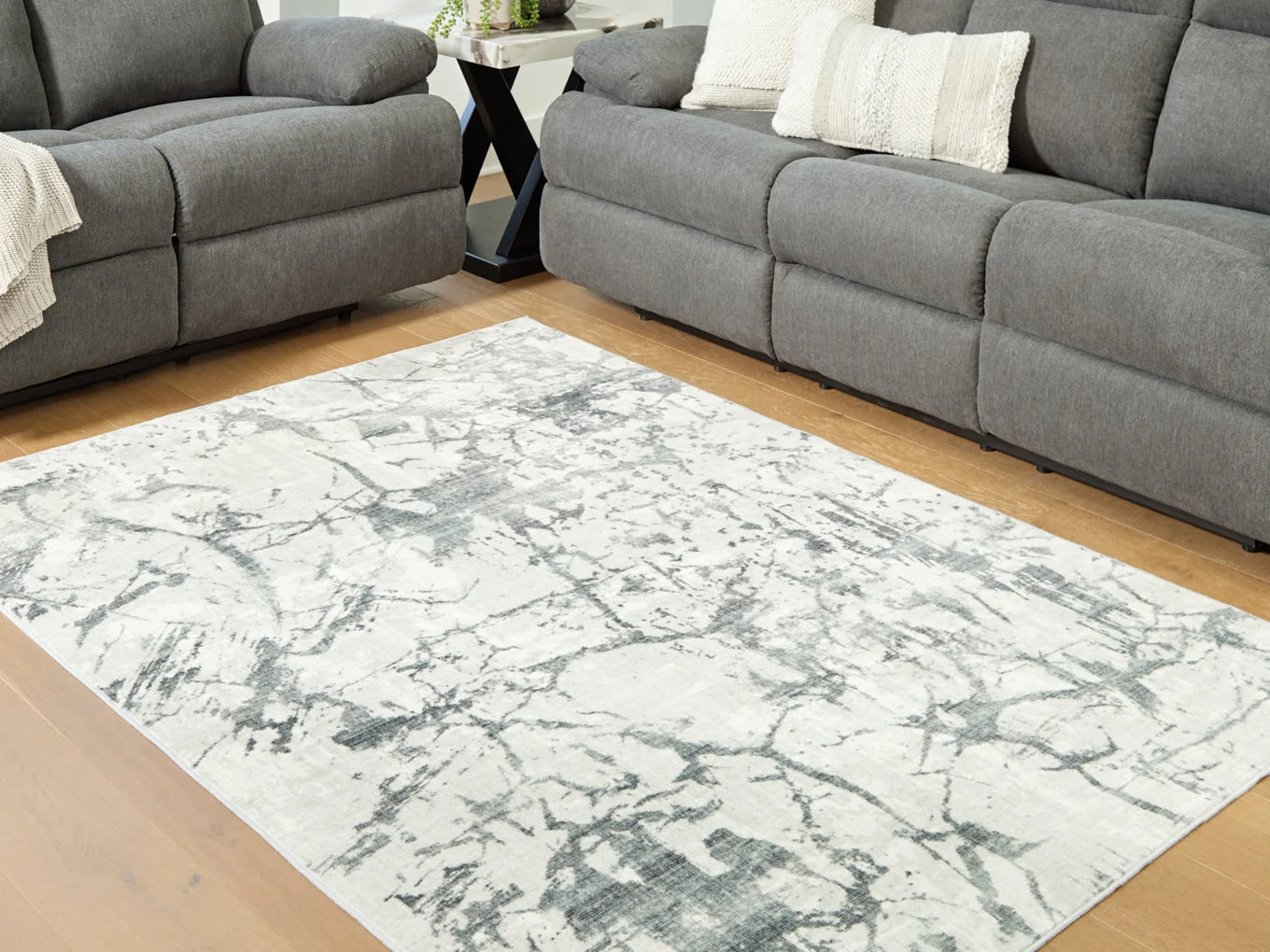 Tobinbury Washable Rug - Image 4