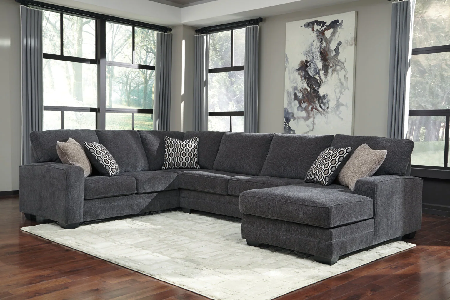Tracling 3-Piece Sectional with Chaise - Image 4