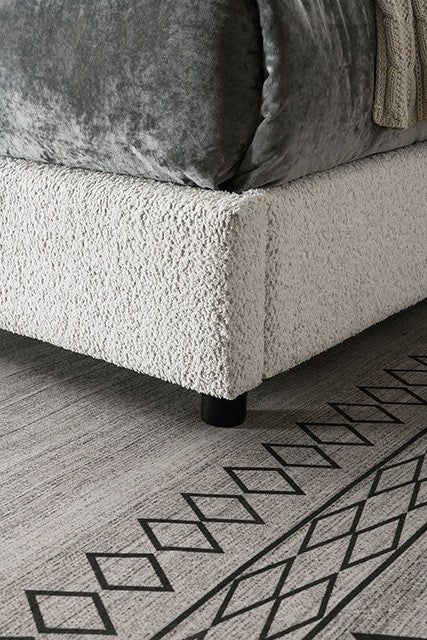 Traverso White Queen Bed - Image 5