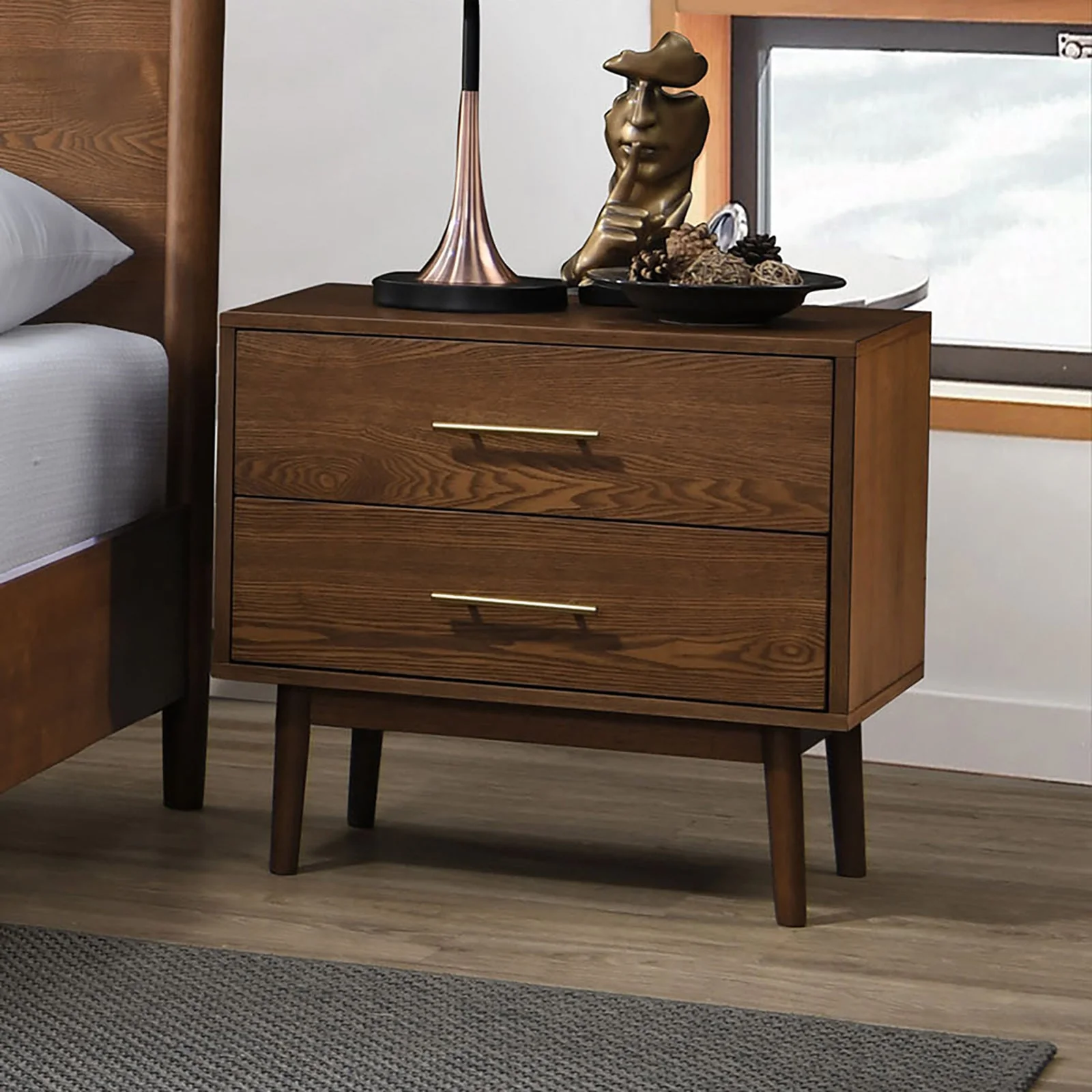 Tromso Walnut 5 Pc. Queen Bedroom Set w/ 2NS - Image 5