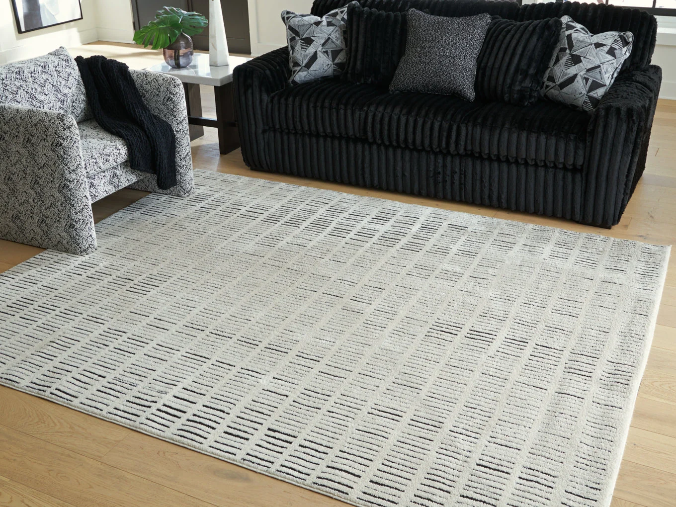 Turinwith Rug - Image 3