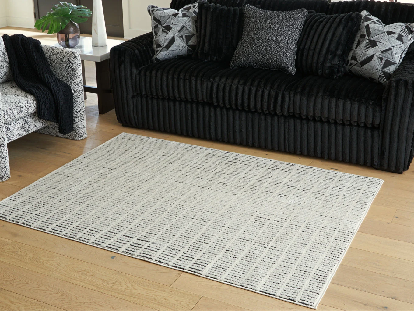 Turinwith Rug - Image 4
