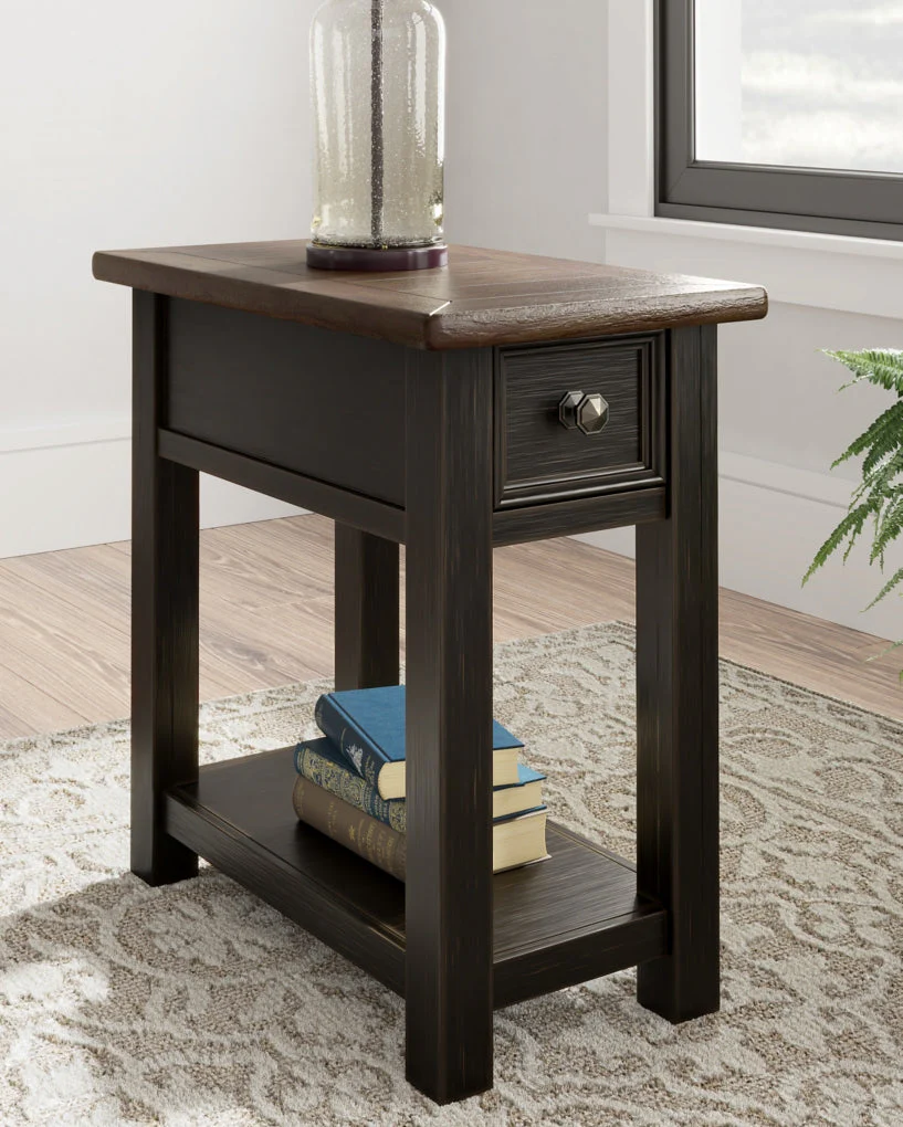 Tyler Creek End Table - Image 4