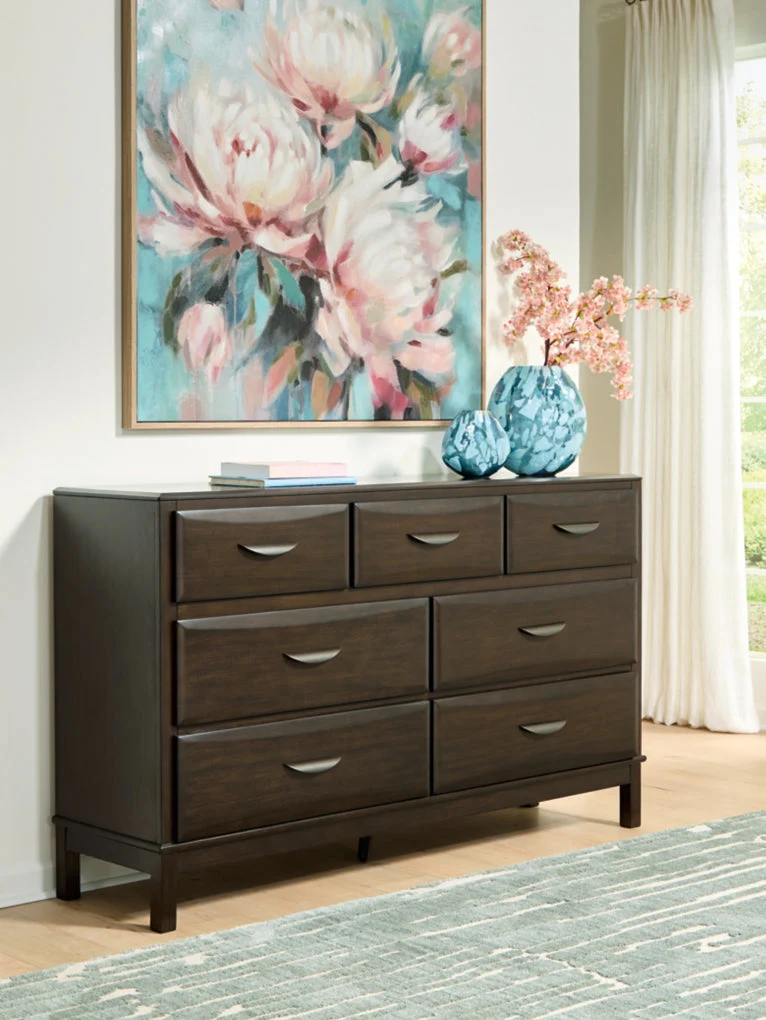 Vanmore Dresser & Chest - Image 3
