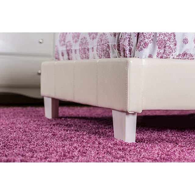 Velen White California King Bed - Image 7