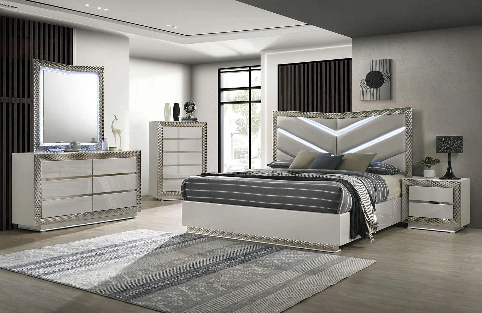 Ventnor Gray Eastern King Bed - Image 3
